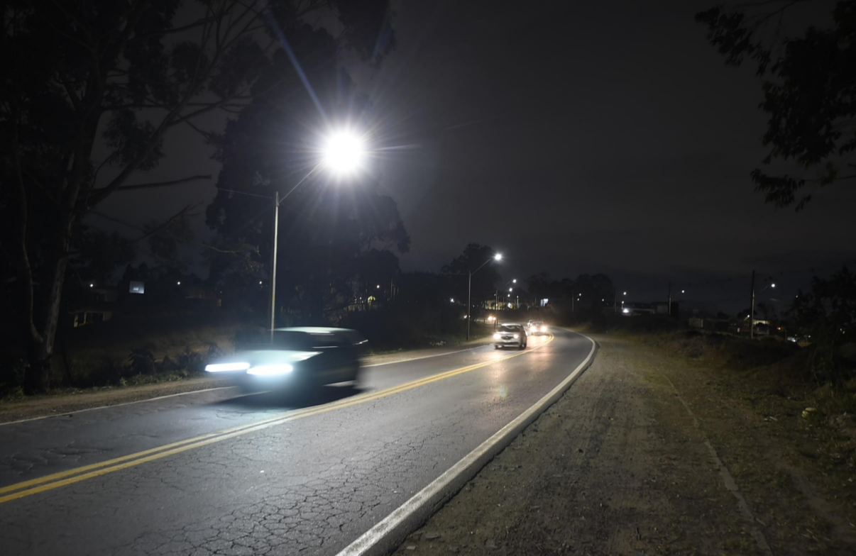 GUARULHOS INSTALA 77 NOVOS PONTOS DE ILUMINAÇÃO NA ESTRADA GUARULHOS-NAZARÉ