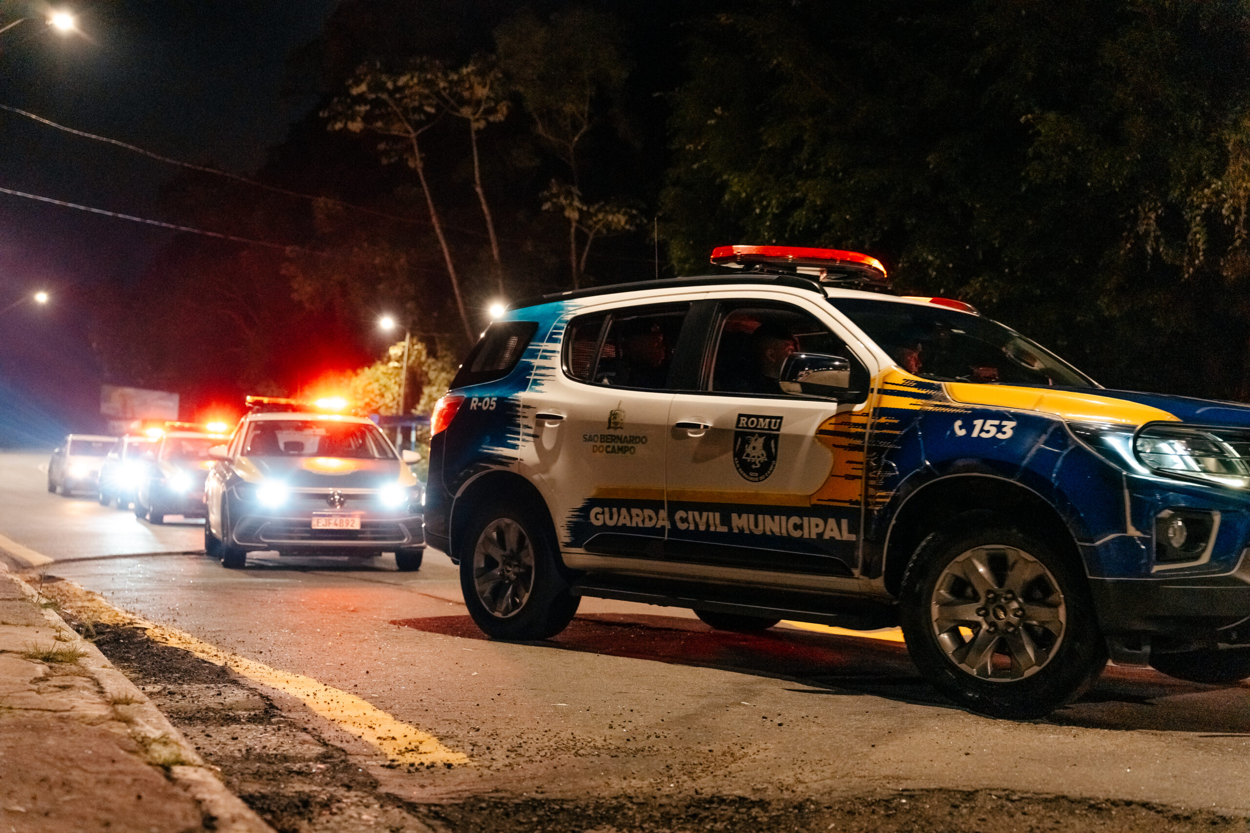 OPERAÇÃO DORME BEM ATENDE 357 OCORRÊNCIAS EM SÃO BERNARDO E RESULTA EM PRISÕES E APREENSÃO DE DROGAS