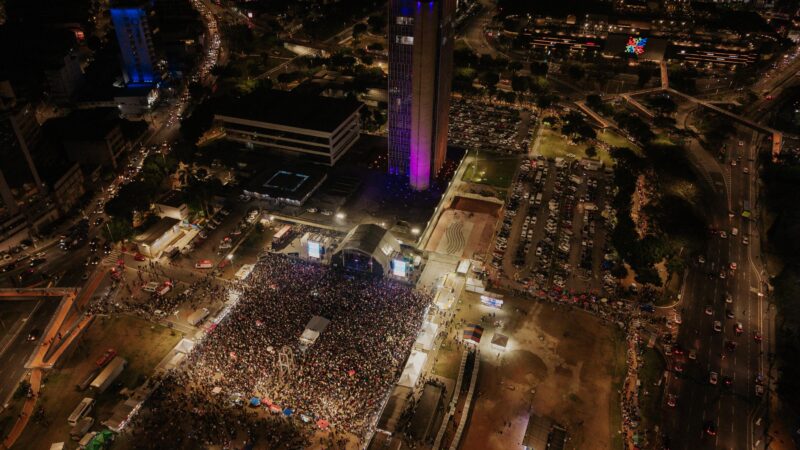 ANA CASTELA REÚNE MAIS DE 50 MIL PESSOAS EM SHOW GRATUITO PELOS 472 ANOS DE SÃO BERNARDO