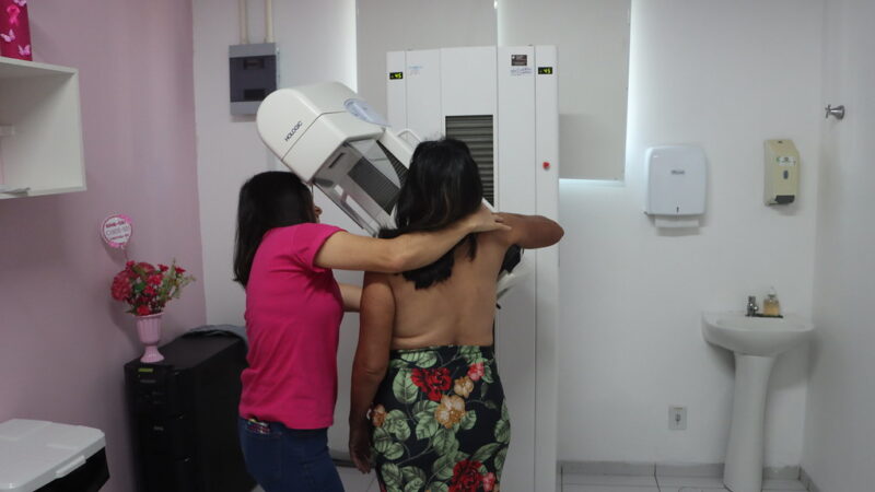 CARAGUATATUBA PROMOVE MUTIRÃO DE EXAMES E CAPACITAÇÃO DE PROFISSIONAIS NO OUTUBRO ROSA