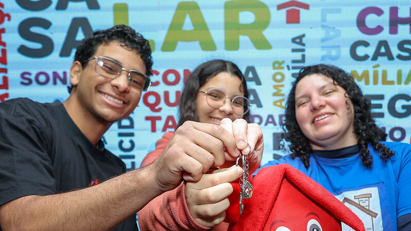 150 FAMÍLIAS REALIZAM O SONHO DA CASA PRÓPRIA COM APOIO DO PROGRAMA CASA PAULISTA