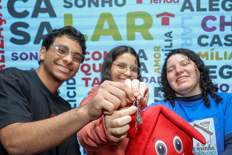 150 FAMÍLIAS REALIZAM O SONHO DA CASA PRÓPRIA COM APOIO DO PROGRAMA CASA PAULISTA