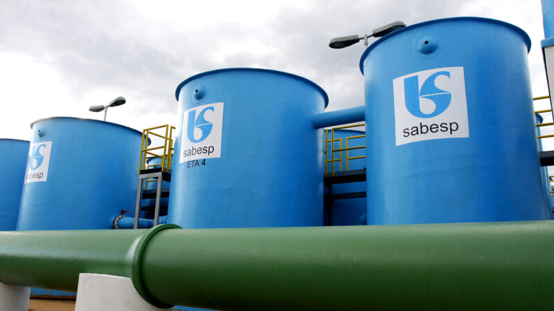 PROGRAMA RESERVA CERTA DA SABESP DISTRIBUI CAIXAS-D’ÁGUA PARA FAMÍLIAS DE BAIXA RENDA NA GRANDE SP