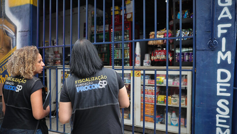 FISCALIZAÇÃO FECHA NOVAS ADEGAS EM SP E OSASCO POR VENDA DE BEBIDAS ADULTERADAS