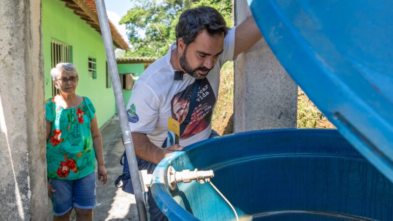 PREFEITURA DE GUARAREMA ALERTA POPULAÇÃO SOBRE RISCO DE CRIADOUROS DE DENGUE DENTRO DE CASA E REFORÇA VACINAÇÃO