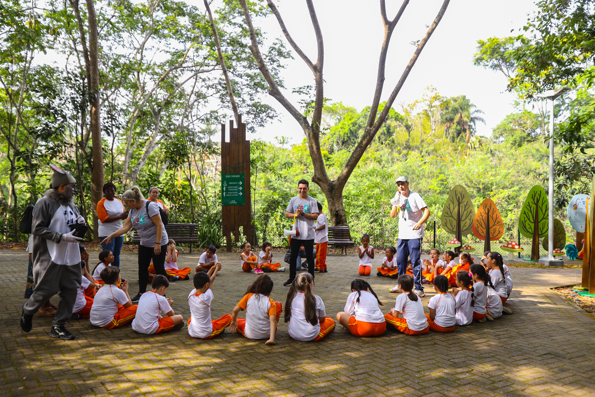 MAIS DE QUATRO MIL ALUNOS PARTICIPAM DA 4ª FESTA LITERÁRIA DE GUARAREMA