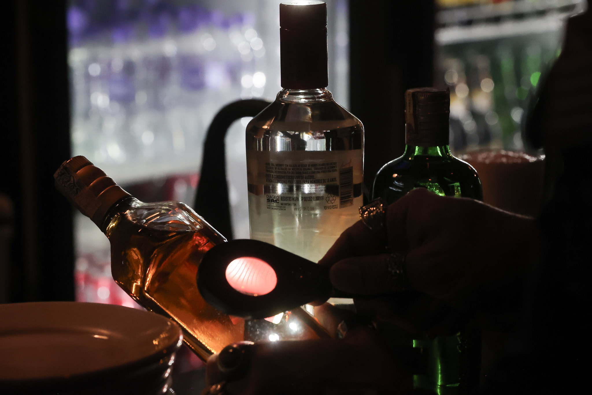 PERÍCIA CONFIRMA QUE METANOL FOI ADICIONADO EM BEBIDAS APREENDIDAS EM SÃO PAULO