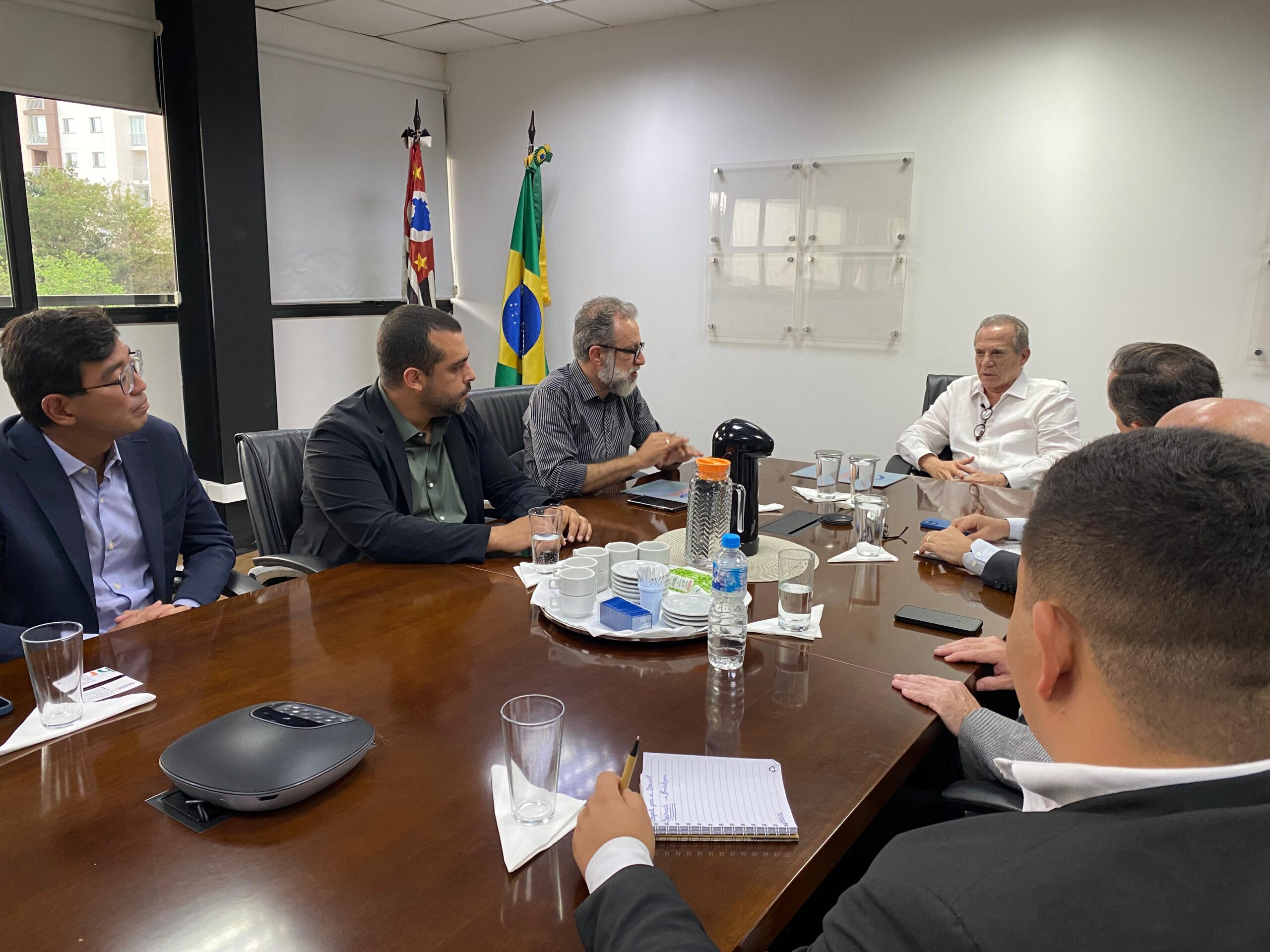 GOVERNO DE SÃO PAULO CRIA GRUPO DE TRABALHO COM SETOR DE BARES, RESTAURANTES E SUPERMERCADOS APÓS CASOS DE INTOXICAÇÃO POR METANOL