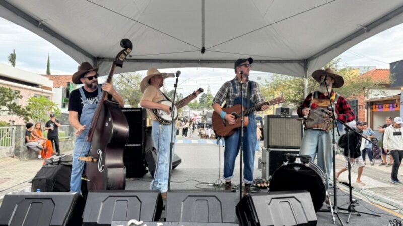 1ª EDIÇÃO DO “COMIDA DE RUA” ATRAI MAIS DE 3 MIL PESSOAS E SE CONSOLIDA COMO NOVO ATRATIVO EM RIBEIRÃO PIRES
