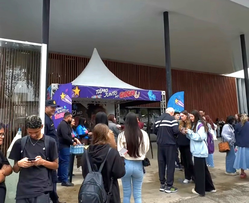 “TAMO JUNTO NO ENEM”: SÃO BERNARDO OFERECE TRANSPORTE GRATUITO E KITS DE APOIO NO 1º DIA DE PROVAS