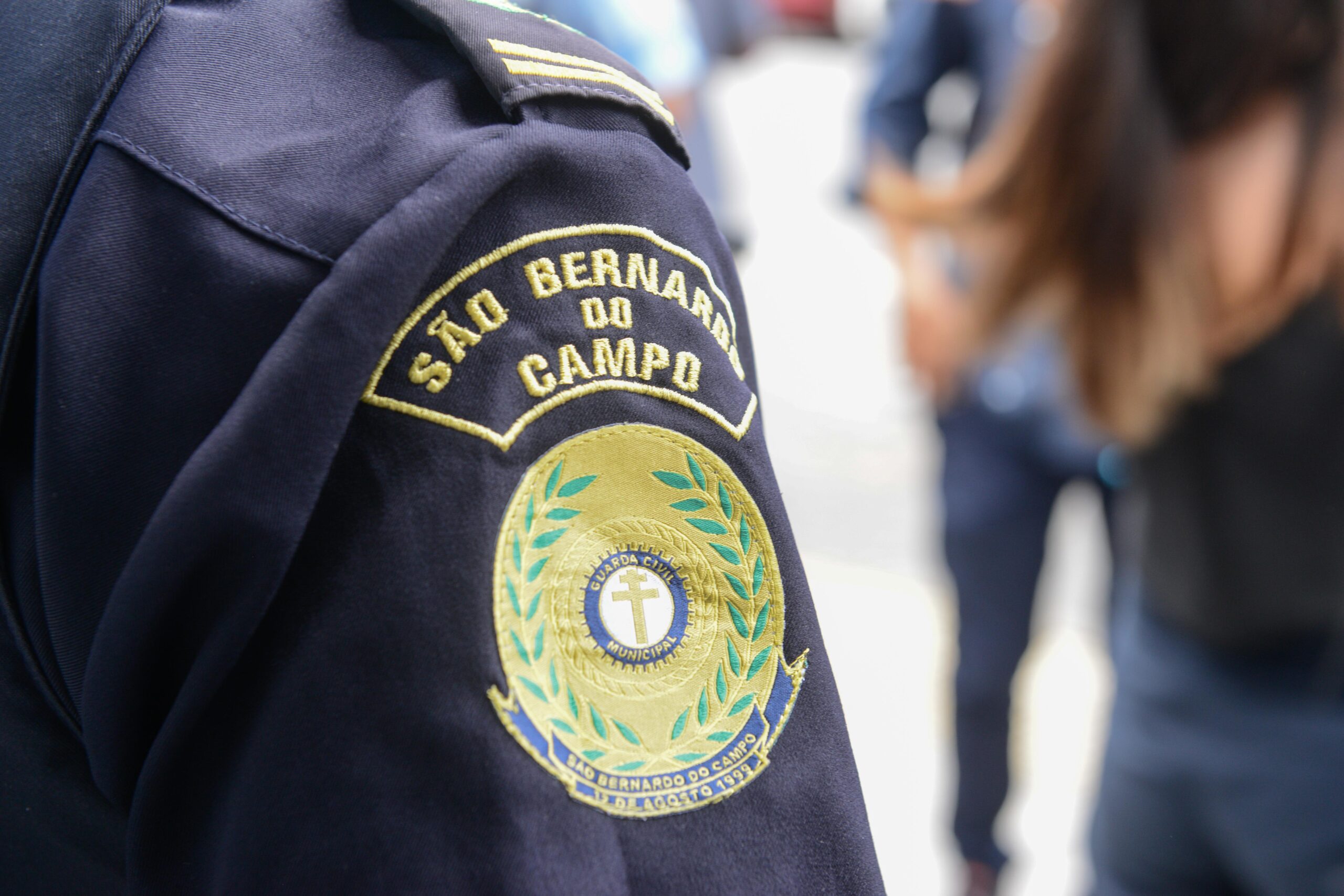 TREINAMENTO SALVA VIDA: GCM DE SÃO BERNARDO USA TORNIIQUETE DE EMERGÊNCIA PARA SALVAR IDOSO COM HEMORRAGIA