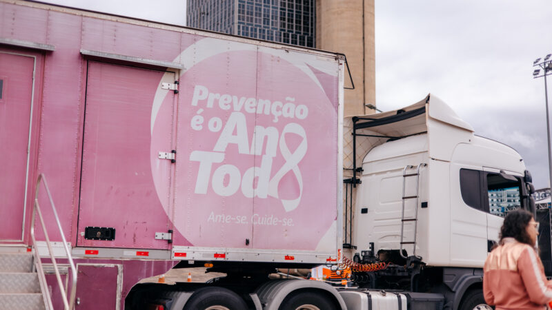 SÃO BERNARDO RECEBE CARRETA DO AMOR E REALIZA 220 EXAMES PARA RASTREIO DE CÂNCER
