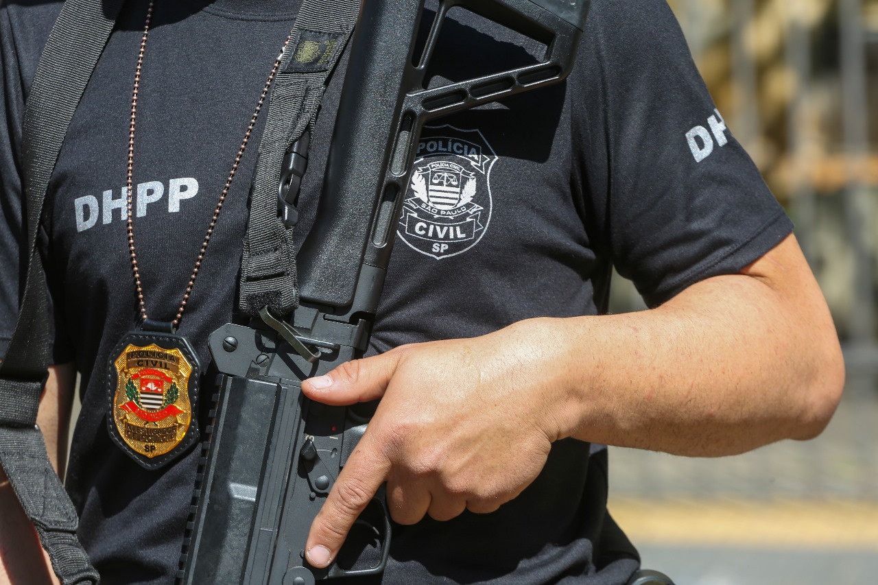 DHPP CUMPRE DEZ MANDADOS DE PRISÃO CONTRA PROCURADOS POR HOMICÍDIO EM SÃO PAULO