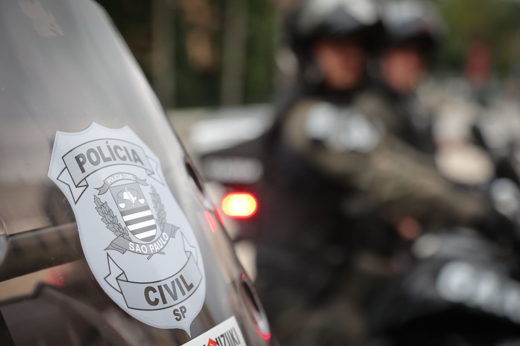 POLÍCIA CIVIL PRENDE QUADRILHA SUSPEITA DE APLICAR GOLPES EM MULHERES IDOSAS NA CAPITAL