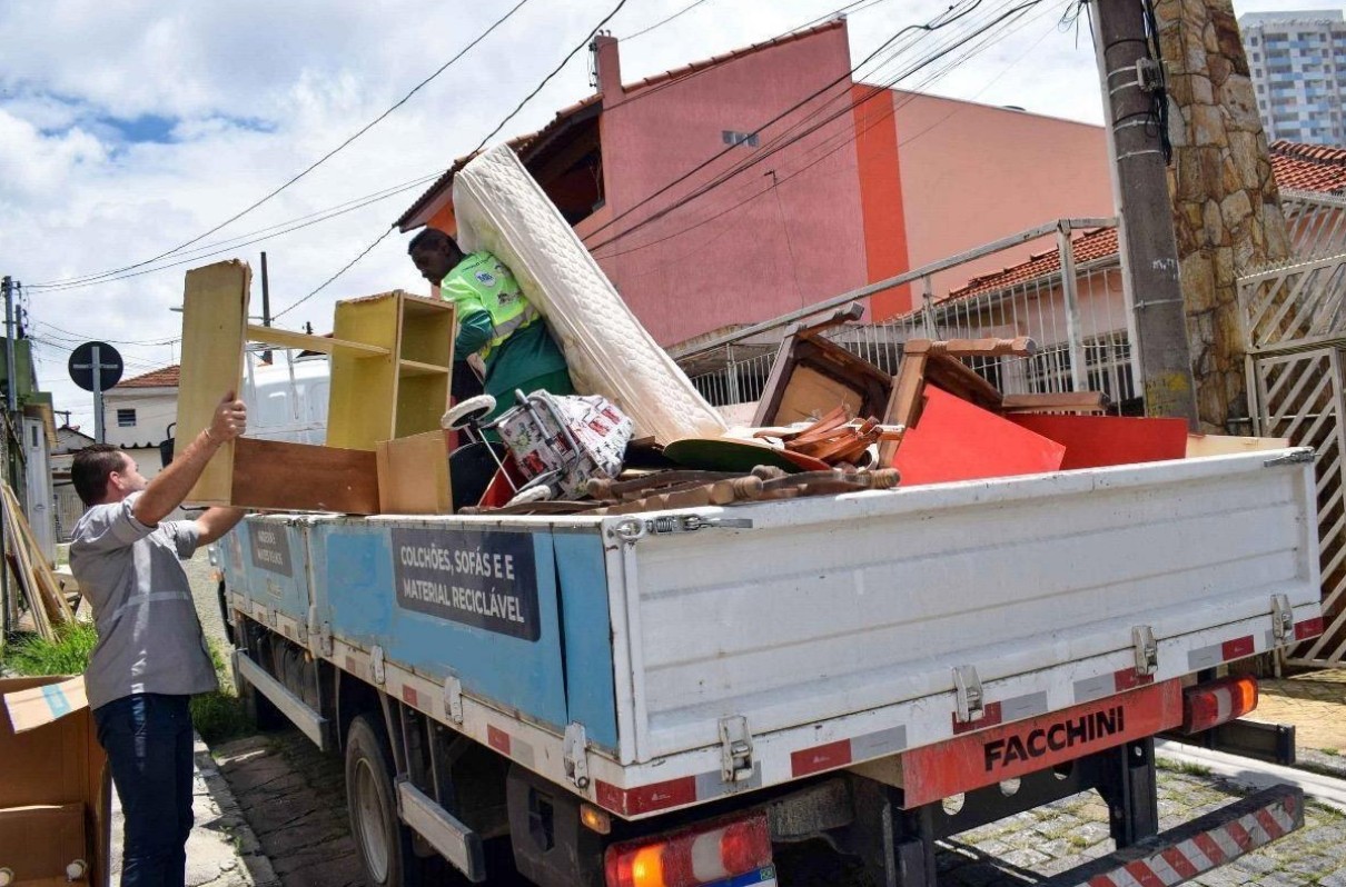 OPERAÇÃO CATA-TRALHA ATENDE BAIRROS DE GUARULHOS NESTE FIM DE SEMANA