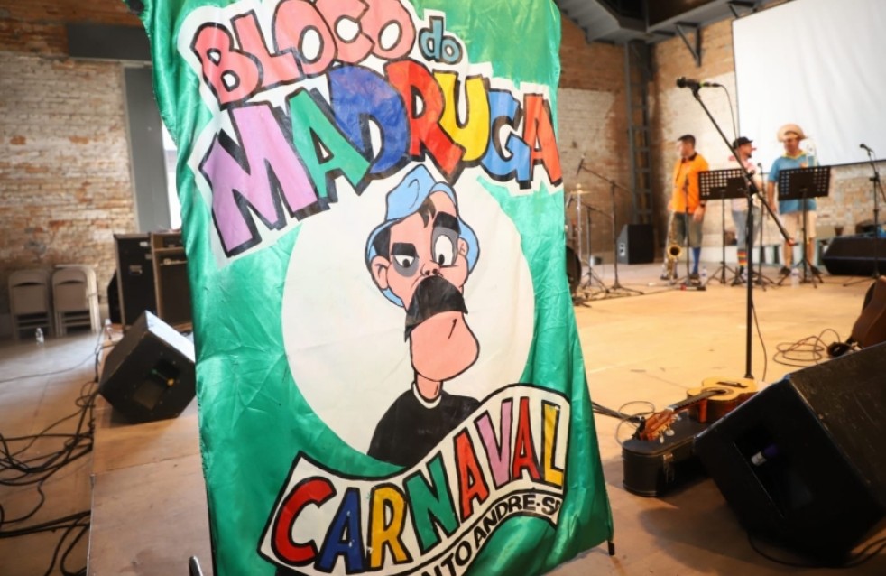 CINE THEATRO CARLOS GOMES RECEBE MATINÊ DE CARNAVAL GRATUITA EM SANTO ANDRÉ