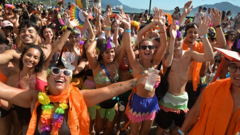 CARNAILHA EM DOBRO 2026 TEM SEGUNDA ONDA DE FESTA ENTRE SÁBADO E TERÇA EM ILHABELA