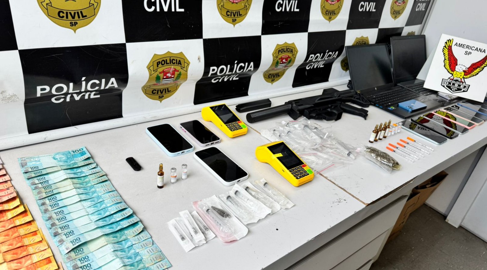 POLÍCIA CIVIL APREENDE RÉPLICA DE FUZIL FEITA EM IMPRESSORA 3D E PRENDE SUSPEITO EM AMERICANA