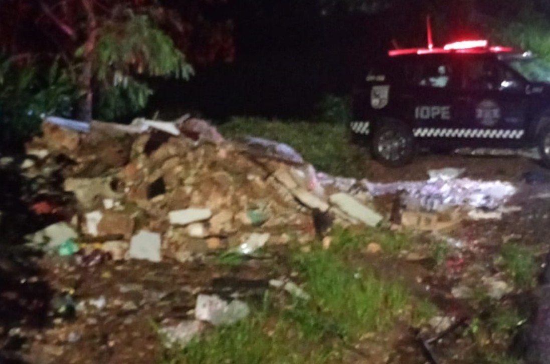 GCM DE DIADEMA FLAGRA DESCARTE IRREGULAR DE ENTULHO E APREENDE CAMINHÃO