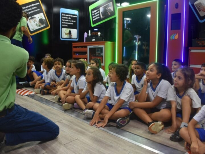 PROJETO EDUCATIVO DA NEOENERGIA ELEKTRO MOBILIZA ESTUDANTES EM ILHABELA COM FOCO EM SUSTENTABILIDADE