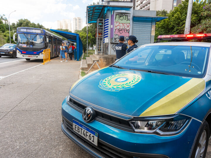 GCM PRENDE HOMEM POR VIOLÊNCIA DOMÉSTICA E ACIONA PROGRAMA GUARDIÃ MARIA DA PENHA EM SÃO BERNARDO