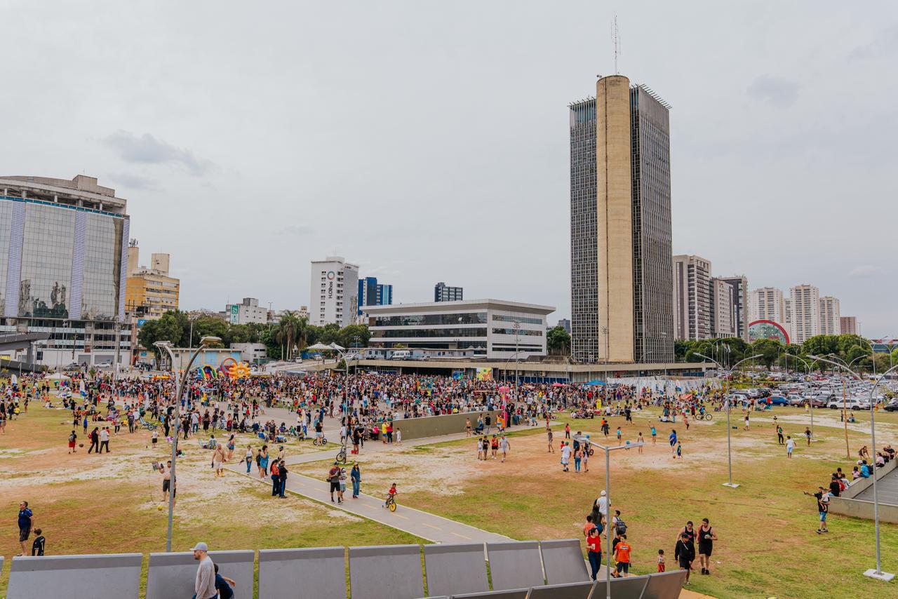 DESFILE TÉCNICO MARCA RETOMADA DAS ESCOLAS DE SAMBA EM SÃO BERNARDO APÓS NOVE ANOS