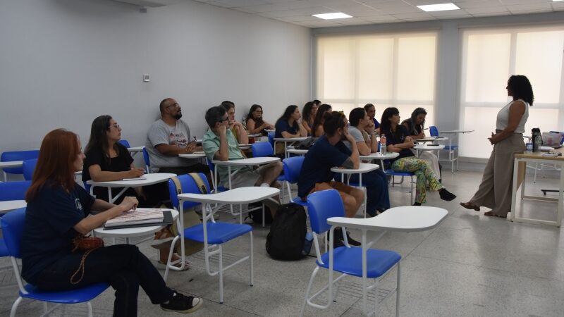 ILHABELA PROMOVE FORMAÇÃO PARA COMBATER BULLYING E MELHORAR CLIMA ESCOLAR