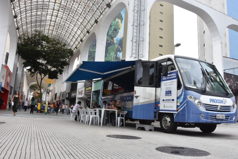 PROCON SANTO ANDRÉ REALIZA AÇÃO DE CONSCIENTIZAÇÃO SOBRE ESTELIONATO NESTA SEXTA-FEIRA