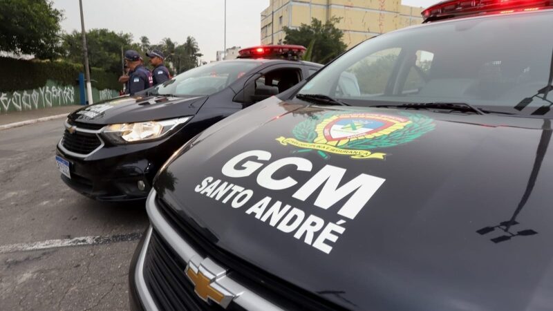 GCM DE SANTO ANDRÉ PRENDE HOMEM POR TRÁFICO DE DROGAS DURANTE PATRULHAMENTO