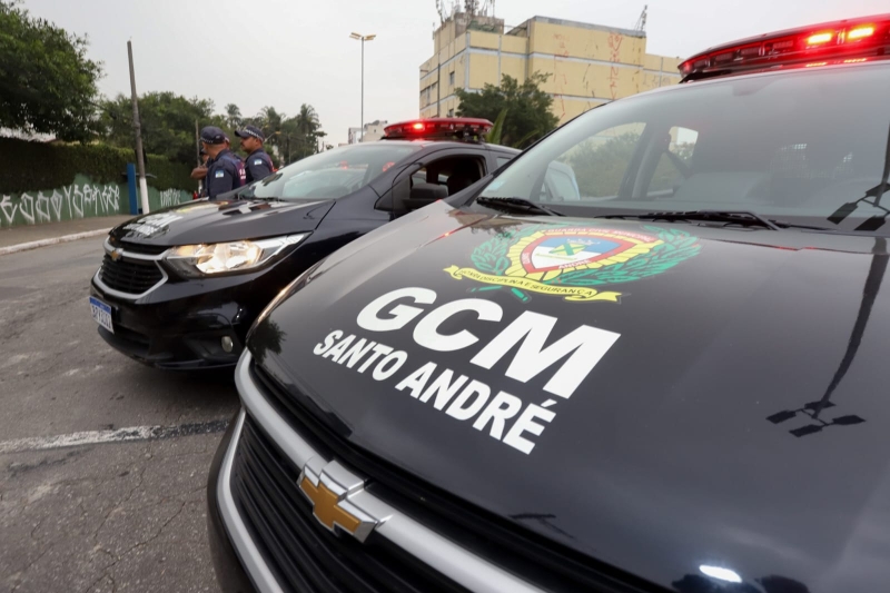 GCM DE SANTO ANDRÉ PRENDE HOMEM POR TRÁFICO DE DROGAS DURANTE PATRULHAMENTO