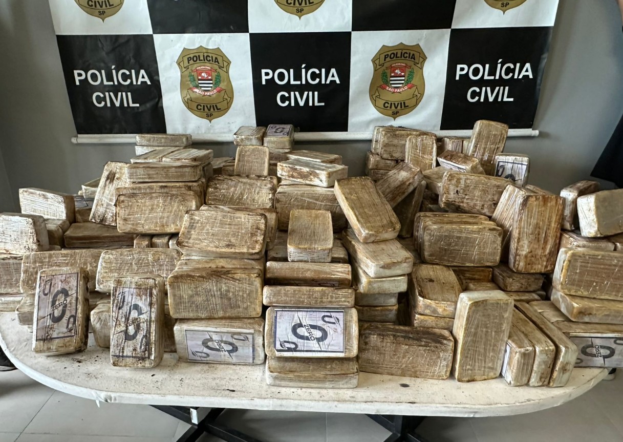 POLÍCIA CIVIL APREENDE 360 KG DE CRACK E PRENDE SEIS EM OPERAÇÃO NA BAIXADA SANTISTA