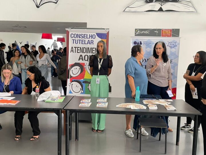 PROJETO JUVENTUDE E CIDADANIA PROMOVE ENCONTROS COM ESTUDANTES DA REDE PÚBLICA EM SÃO BERNARDO