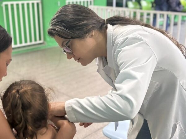 ILHABELA INICIA CAMPANHA DE VACINAÇÃO NAS ESCOLAS PARA AMPLIAR COBERTURA ENTRE CRIANÇAS