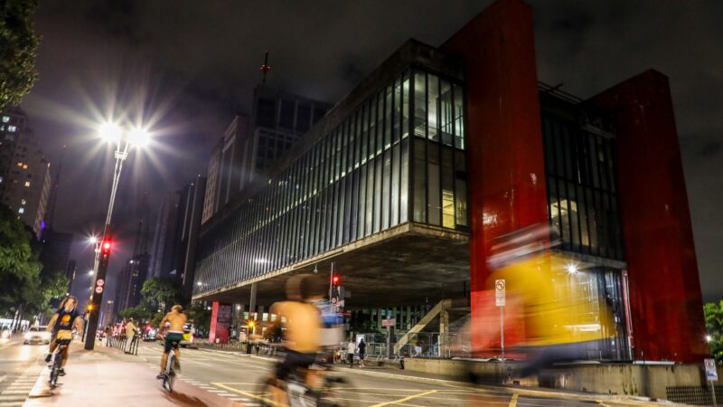 QUINTA-FEIRA TEM SOL, CALOR E BAIXA UMIDADE DO AR EM SP