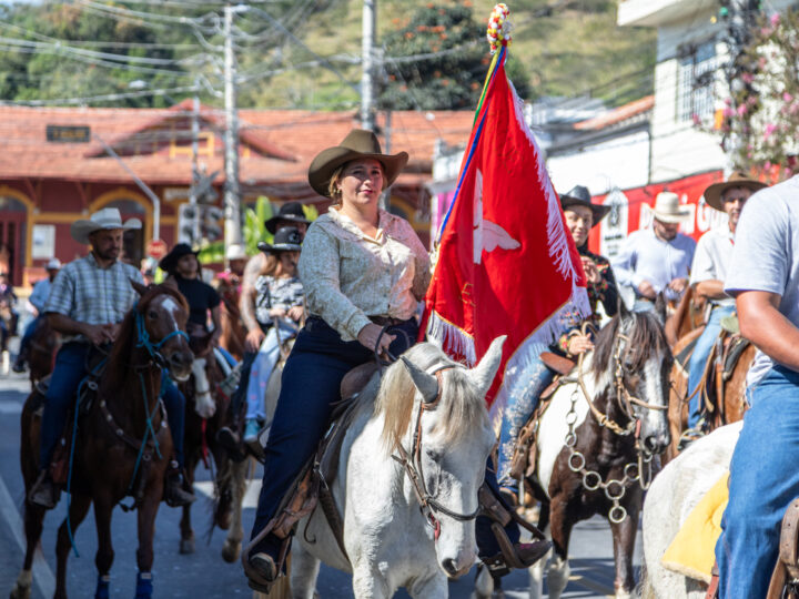 GUARAREMA RECEBE FESTA DO DIVINO ESPÍRITO SANTO 2026 A PARTIR DE SEXTA-FEIRA