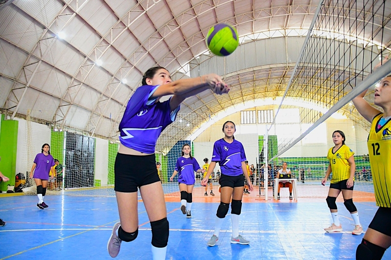 ILHABELA RECEBE ABERTURA DA 4ª COPA LITORAL NORTE DE VÔLEI FEMININO