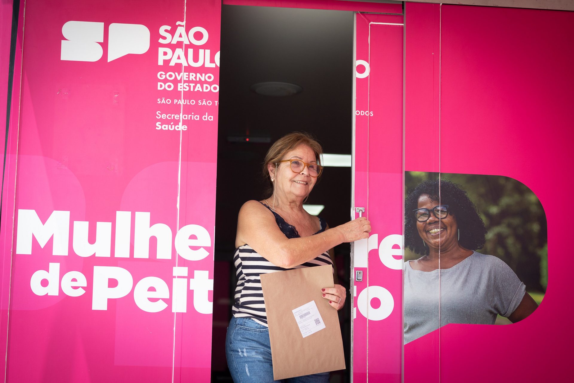CARRETAS DE MAMOGRAFIA OFERECEM EXAMES GRATUITOS EM 10 CIDADES PAULISTAS NESTE MÊS