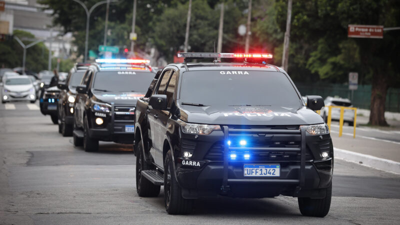 POLÍCIA CIVIL PRENDE SUSPEITOS DE INTEGRAR QUADRILHA QUE USAVA CONTROLES CLONADOS PARA FURTAR CONDOMÍNIOS EM SP