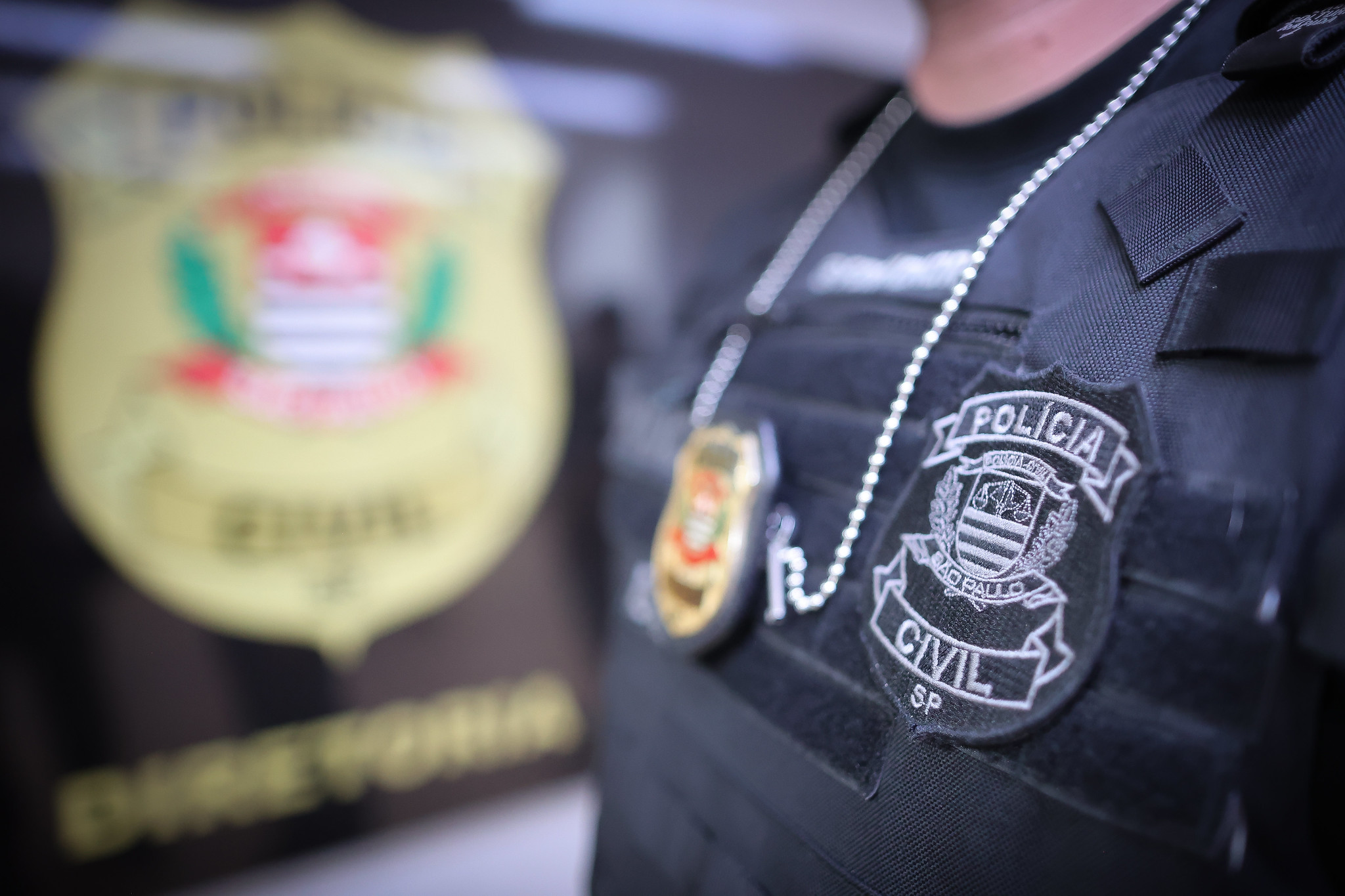 POLÍCIA CIVIL PRENDE SUSPEITO E RECUPERA FUSCA FURTADO EM OPERAÇÃO CONTRA QUADRILHA ESPECIALIZADA EM CARROS RAROS