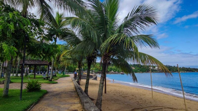 FEIRA DO SANEAMENTO BÁSICO LEVA INFORMAÇÕES SOBRE ABASTECIMENTO DE ÁGUA À POPULAÇÃO DE ILHABELA