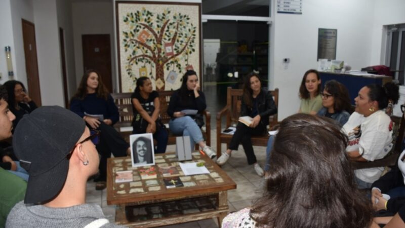 BIBLIOTECA DE ILHABELA RECEBE NOVO ENCONTRO DO CLUBE DO LIVRO NA PRÓXIMA SEGUNDA-FEIRA