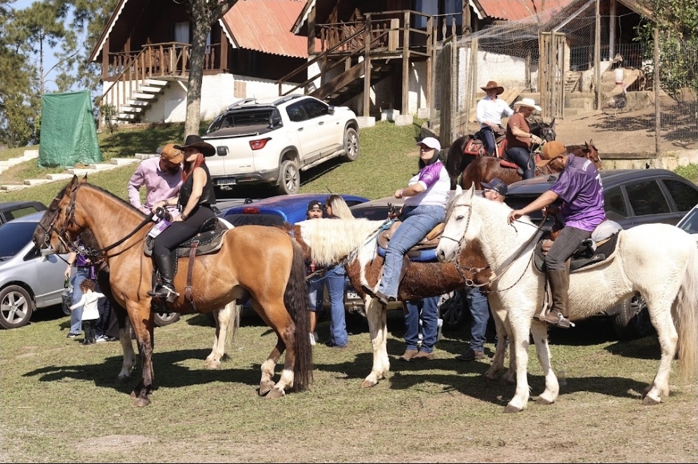 SÃO BERNARDO REALIZA 1ª CAVALGADA PELO FEMINICÍDIO ZERO E REÚNE CERCA DE 400 PARTICIPANTES