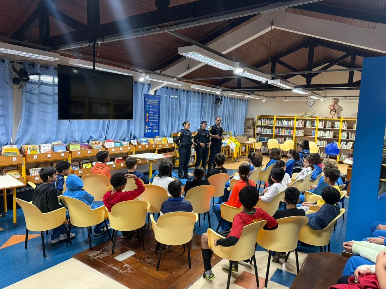GCM DE SÃO BERNARDO PROMOVE PALESTRA SOBRE SEGURANÇA NO TRÂNSITO PARA 150 ALUNOS