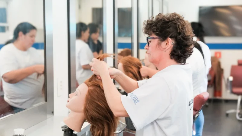 CURSOS GRATUITOS DE QUALIFICAÇÃO PROFISSIONAL TÊM INSCRIÇÕES ABERTAS NAS ZONAS NORTE E OESTE DE SÃO PAULO