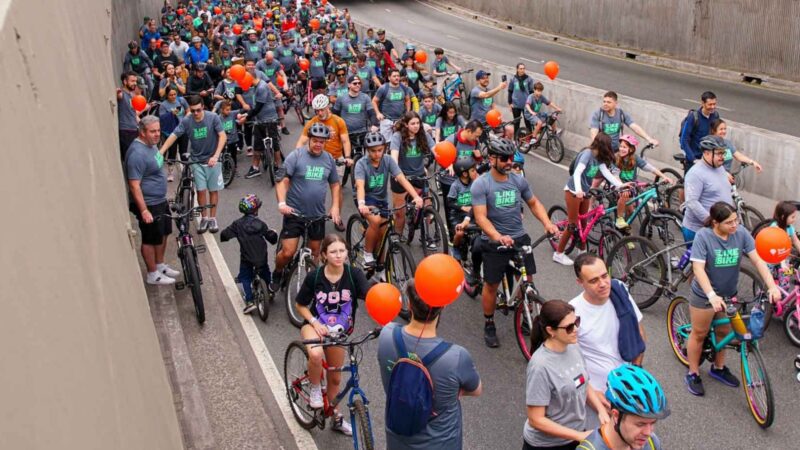 COLÉGIO ARBOS PROMOVE PASSEIO CICLÍSTICO PARA REUNIR FAMÍLIAS NO MÊS DOS PAIS