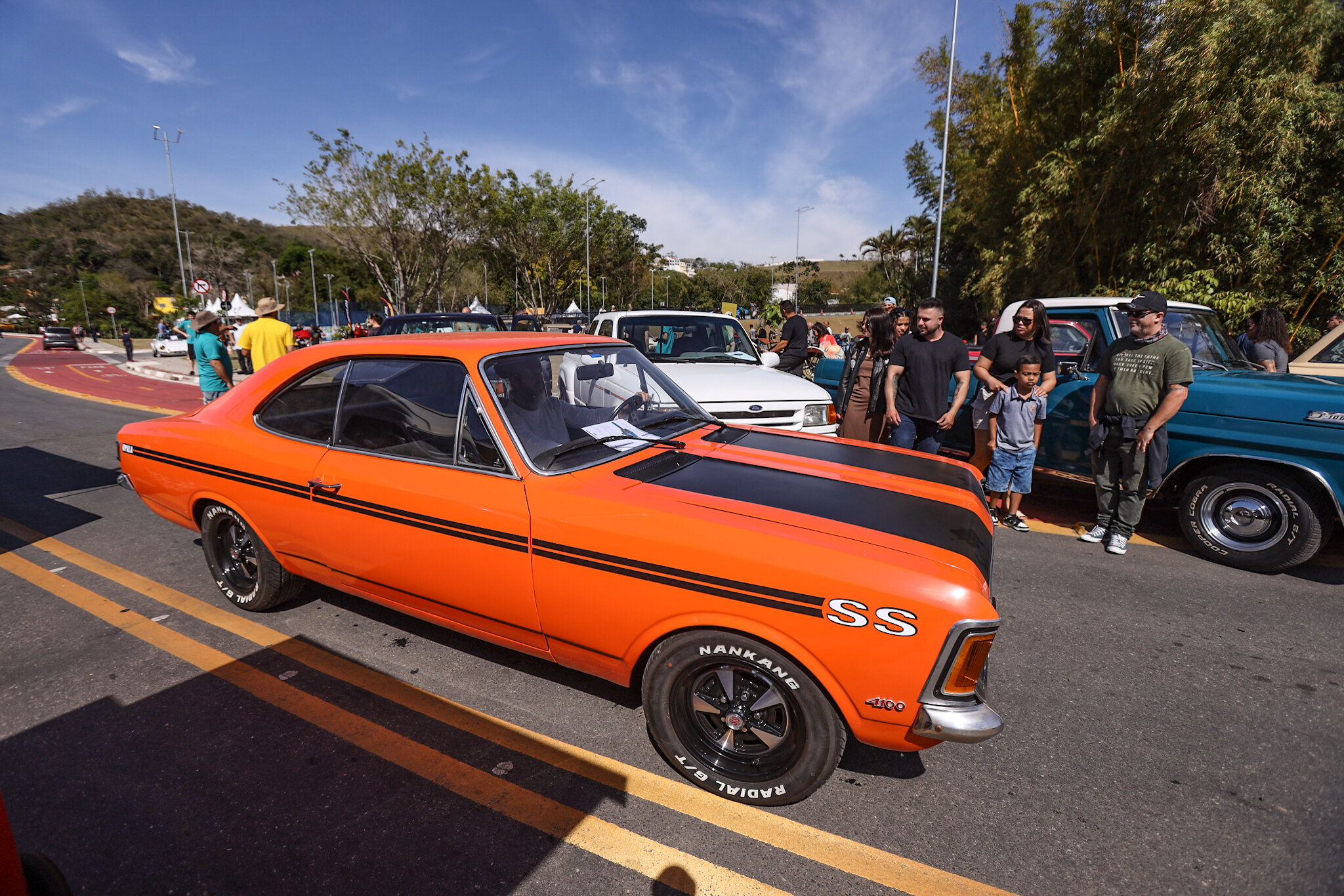 GUARAREMA RECEBE 16ª EDIÇÃO DO CLASSIC CARS COM EXPOSIÇÃO DE VEÍCULOS ANTIGOS